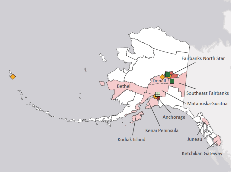 Map presenting top defense personnel spending locations within the state of Alaska with an overlay showing the positions of key military installations differentiated by service and active/reserve affiliation.